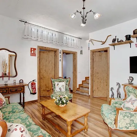 Semesterbostad Casa Osciris